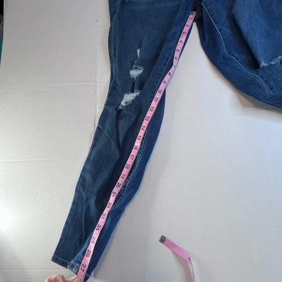Old Navy Power Slim Straight Jeans – Women’s Size 12 – Mid-Rise Distressed Denim - Picture 5 of 11